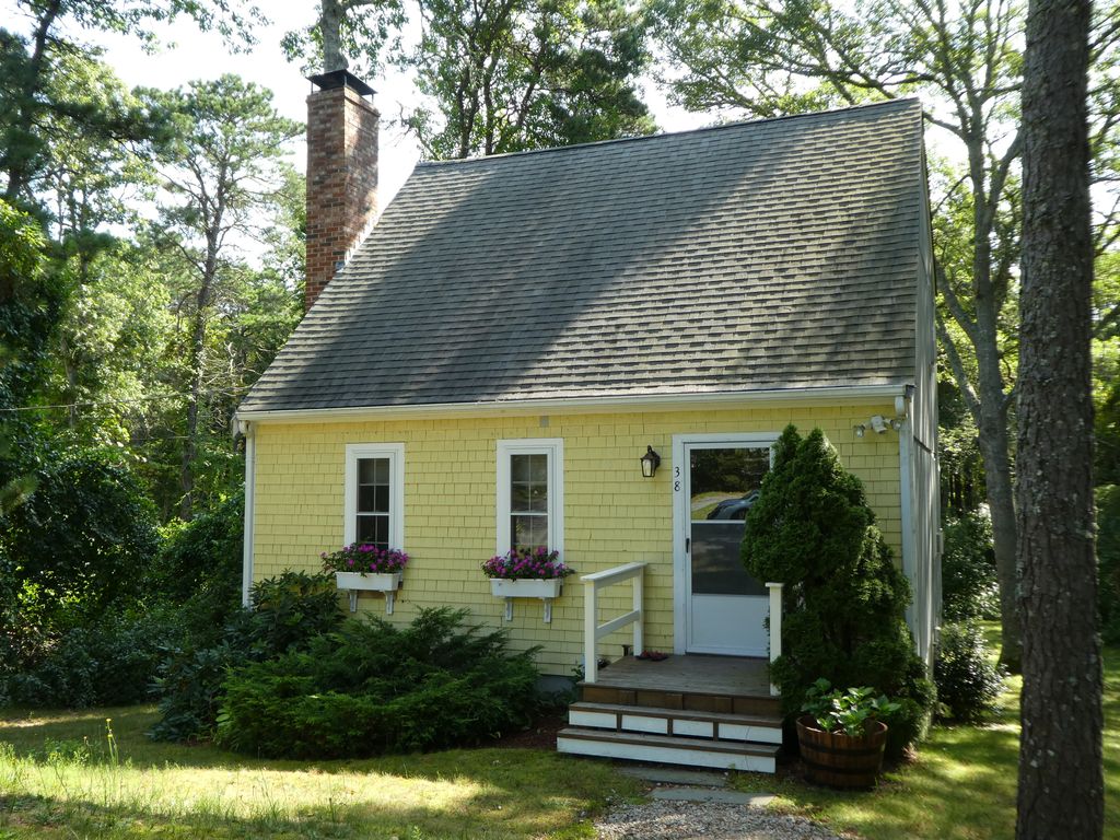 Hyannis MA Vacation Rentals, Upper Cape Cod Vacation Rentals, Upper Cape Cod Vacations, Upper Cape Cod MA Vacation Rentals