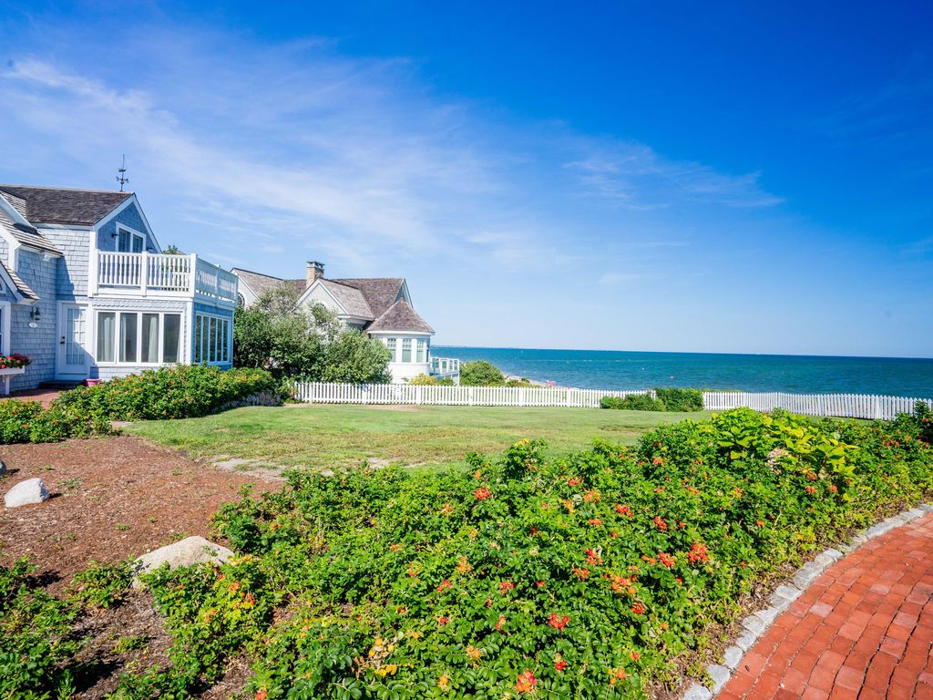 Mashpee MA Vacation Rentals, Upper Cape Cod Vacation Rentals, Upper Cape Cod Vacations, Upper Cape Cod MA Vacation Rentals