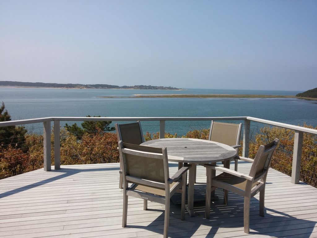 Martha's Vineyard MA Vacation Rentals, Upper Cape Cod Vacation Rentals, Upper Cape Cod Vacations, Upper Cape Cod MA Vacation Rentals